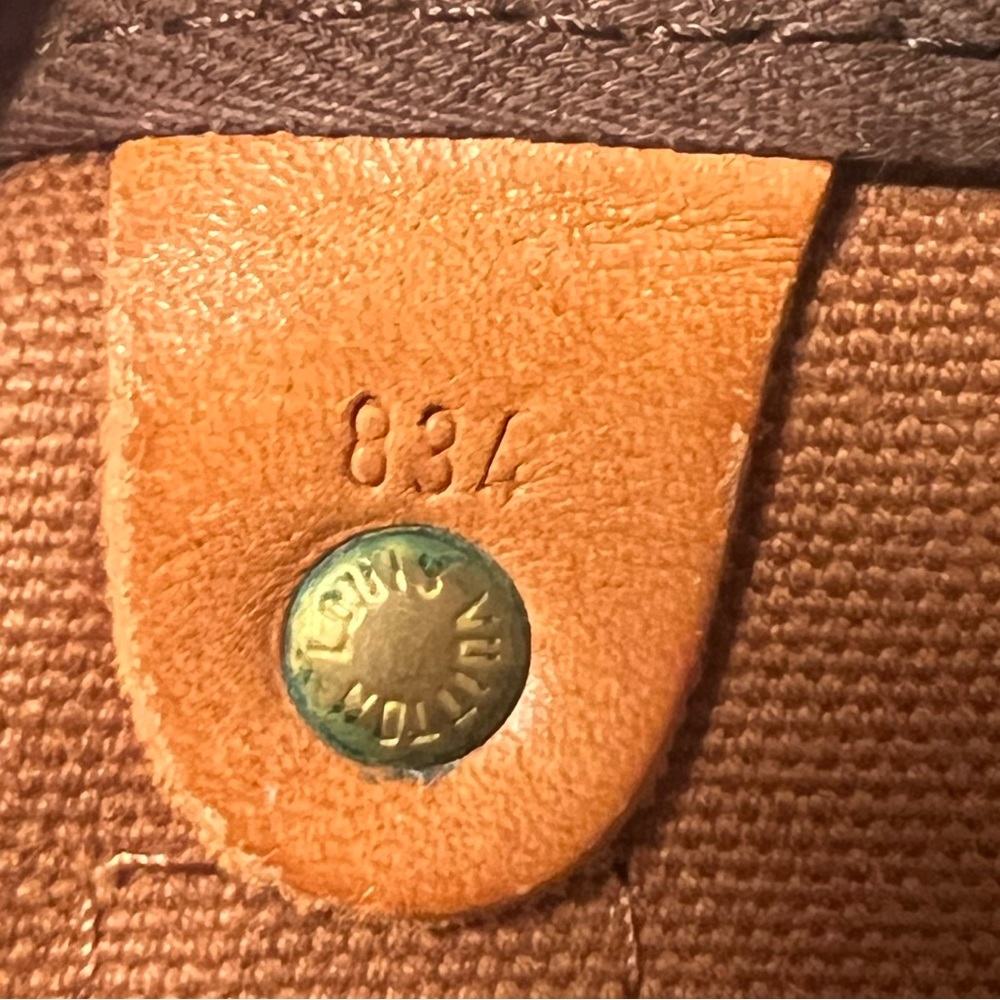 Authentic Louis Vuitton Keepall 45 - Picture 15 of 16